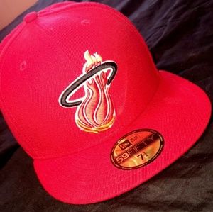 Red Miami heat fitted